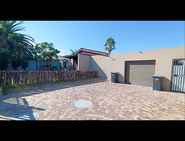 5 BEDROOM HOUSE FOR SALE IN BOTHASIG
